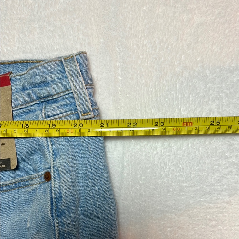 NWT Levi's 501 Blue Jean Shorts Distressed Cut-Off Style - Picture 11 of 11